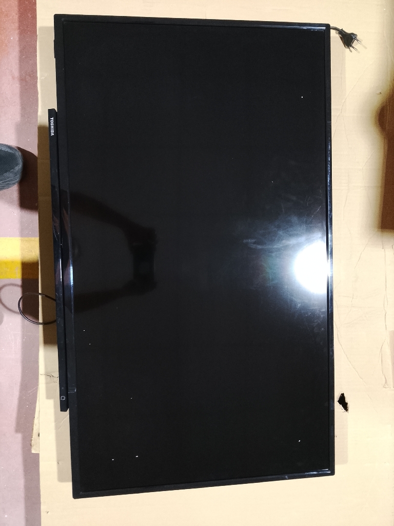 TOSHIBA 43UA2063DG TVs Proprietary C7 - Certified Pre-Owned USED